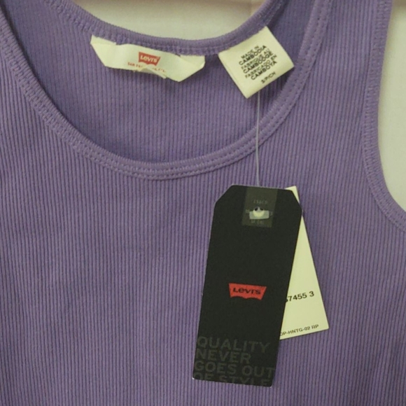 3/$12 NWT Levi's tank top purple size small - Picture 2 of 7